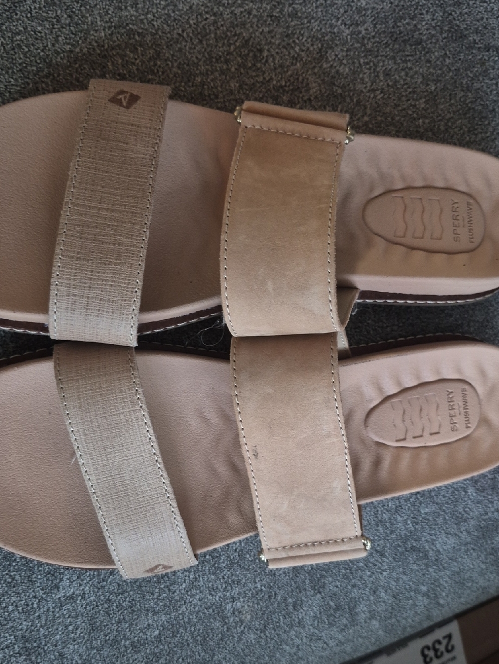 SPERRY WOMENS SIZE 40 SANDALS
